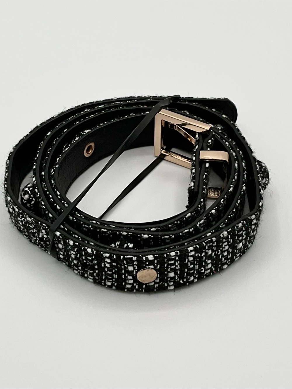 LIKE NEW Torrid Narrow Waist Belt Tweed Cloth B&W Gold Hardware Size 0/00